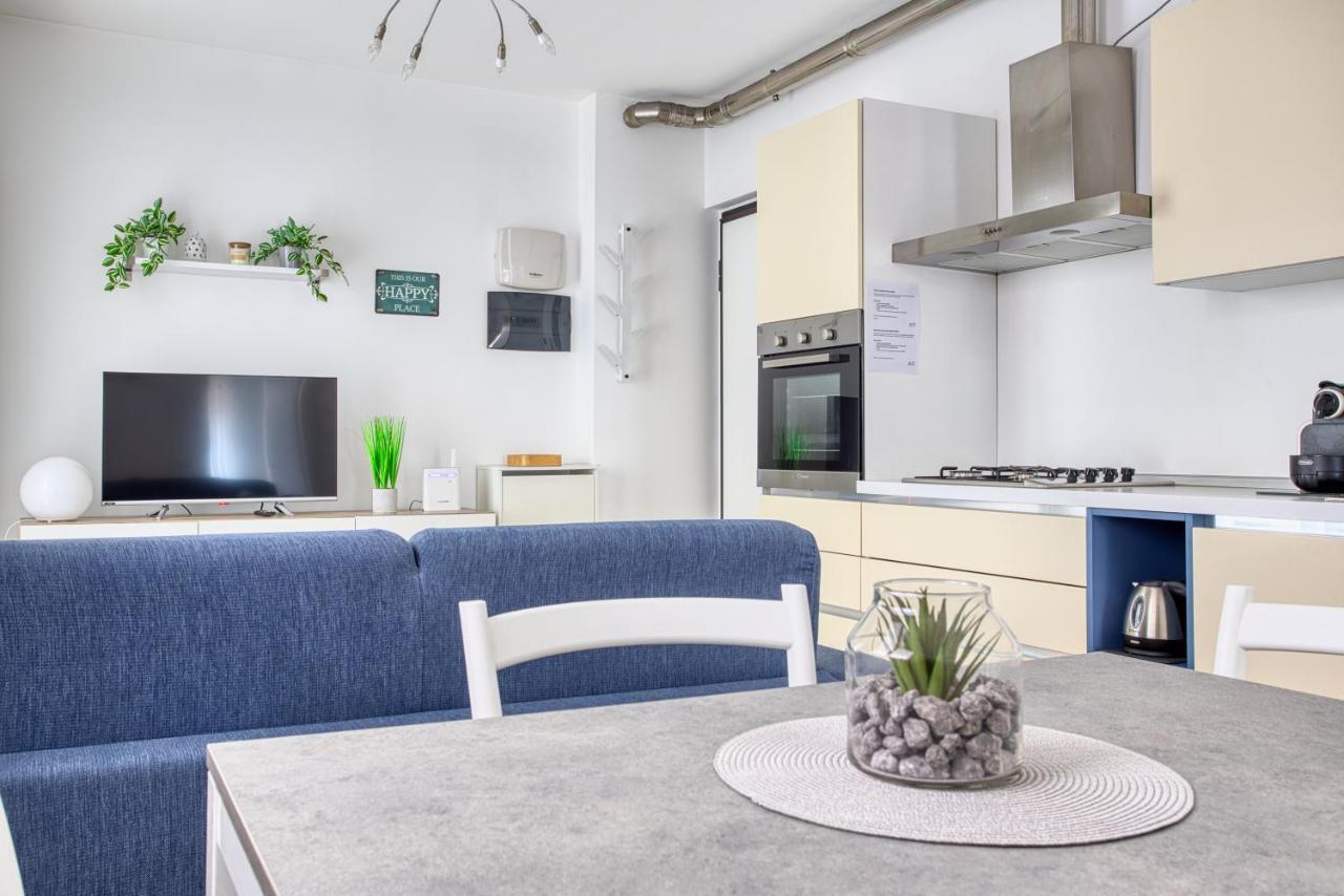 Island Near The Purple Line Appartement
